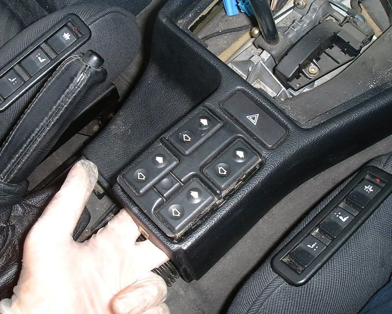 *DIY E34 heater core R&R (IHKA content)